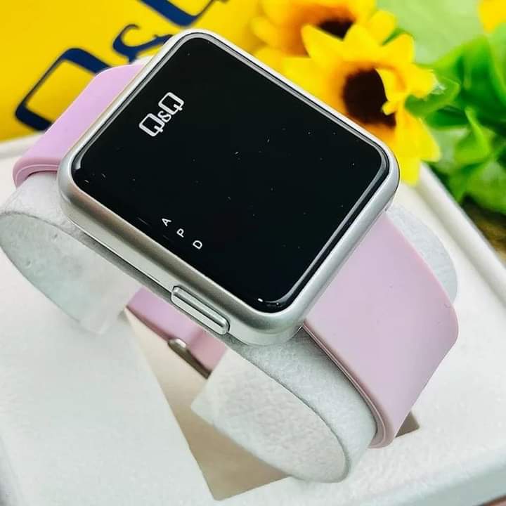 Q&Q Original Led