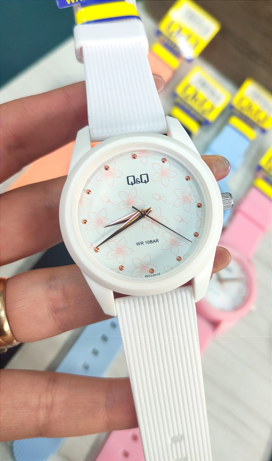 Q&Q Original Dama