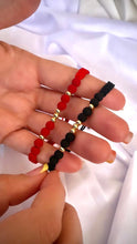 Cargar imagen en el visor de la galería, Pulsera Tejida Black &amp; Red x2
